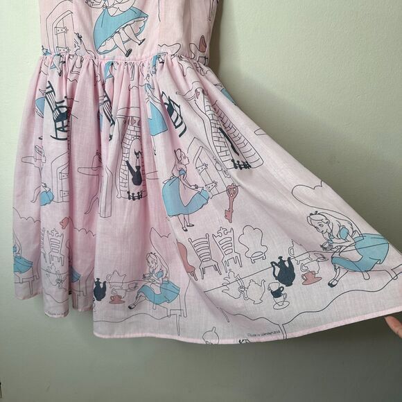 Cute Alice In Wonderland Print Pink & Blue Flowy Halter Top Apron Dress Zip SM - Picture 3 of 11